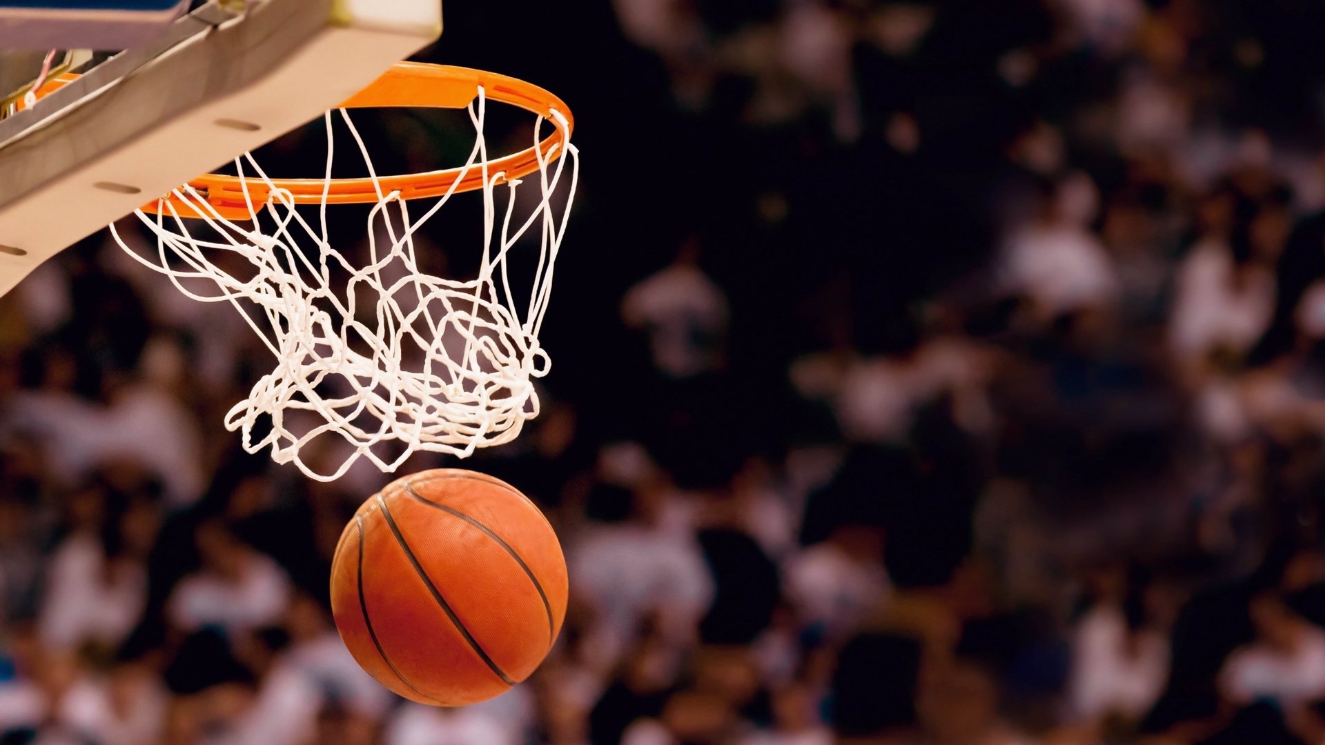 马来西亚队战术革命击败泰国,安赛龙地狱模式训练引发羽坛震动